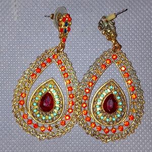 Pierced earrings,  price per set and discount for bundling.